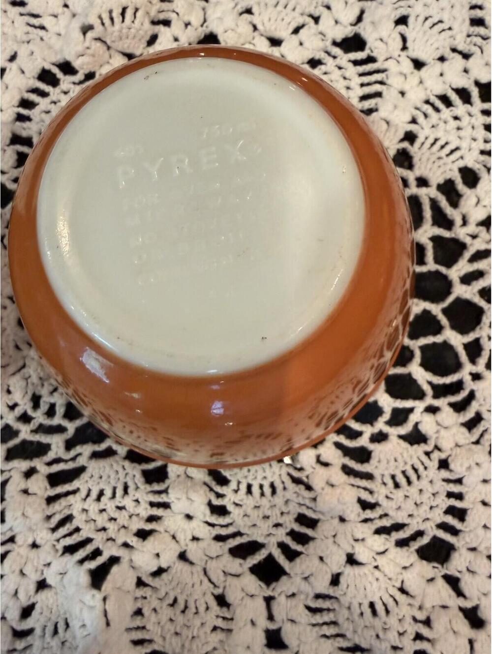 Set Of 2 Pyrex Autumn Harvest Bowls 4013 Cups Orange - Picture 8 of 11